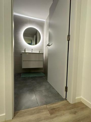 Apartamentos 1240 Benlloch 瓦伦西亚 外观 照片