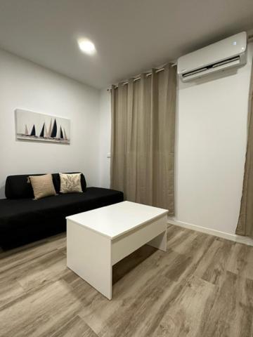 Apartamentos 1240 Benlloch 瓦伦西亚 外观 照片