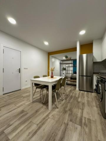 Apartamentos 1240 Benlloch 瓦伦西亚 外观 照片